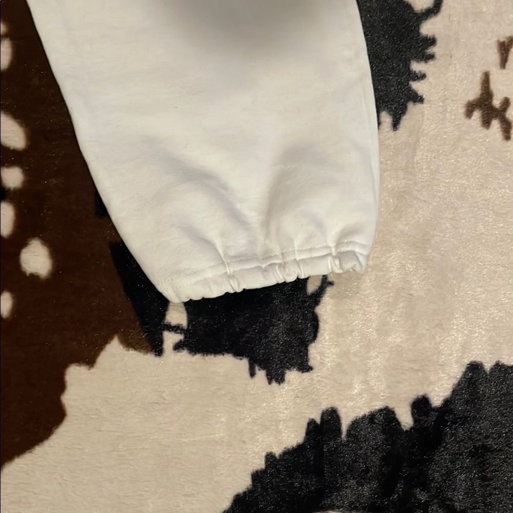 Unisex White Jogger Pants! - Picture 7 of 7